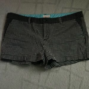 Merona printed shorts in black and white womens size 16